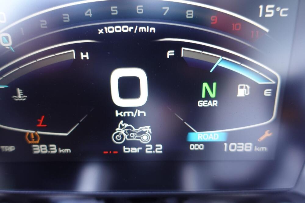 Voge Valico 900DSX (2024 - 25) (3)