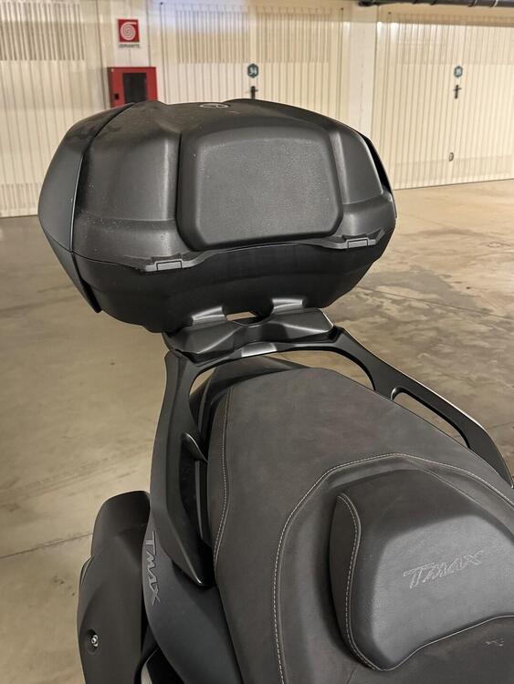 Yamaha T-Max 560 Tech Max (2022 - 24) (4)
