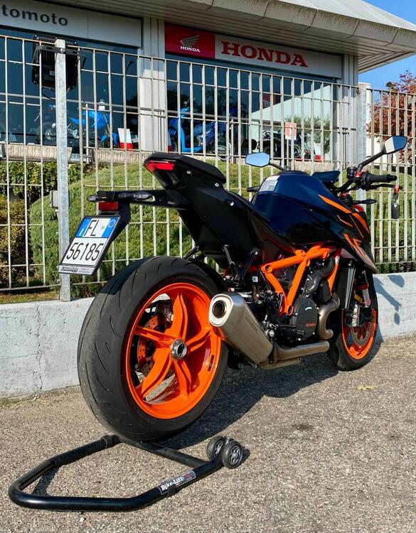 KTM 1290 Super Duke R (2022 - 23) (4)