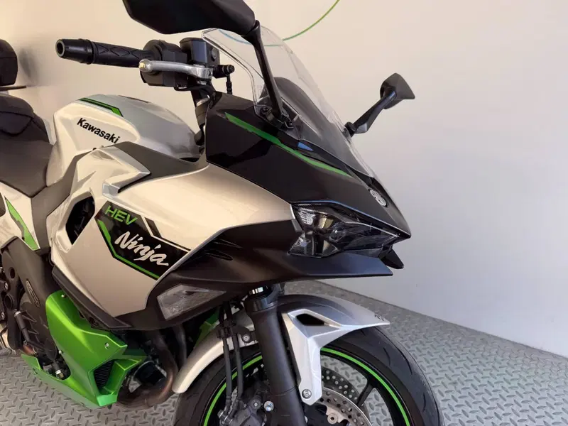 Kawasaki Ninja 7 Hybrid (2024 - 26) (5)