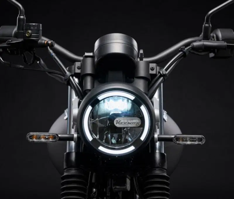 Keeway Motor X-Light 125 (2023 - 26) (4)