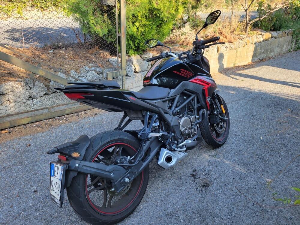 Voge Brivido 300R (2021 - 24) (3)