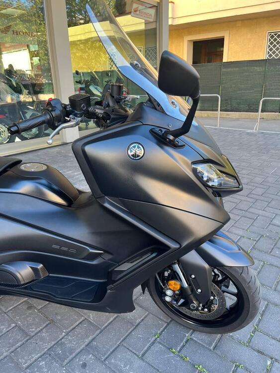 Yamaha T-Max 560 (2022 - 24) (5)