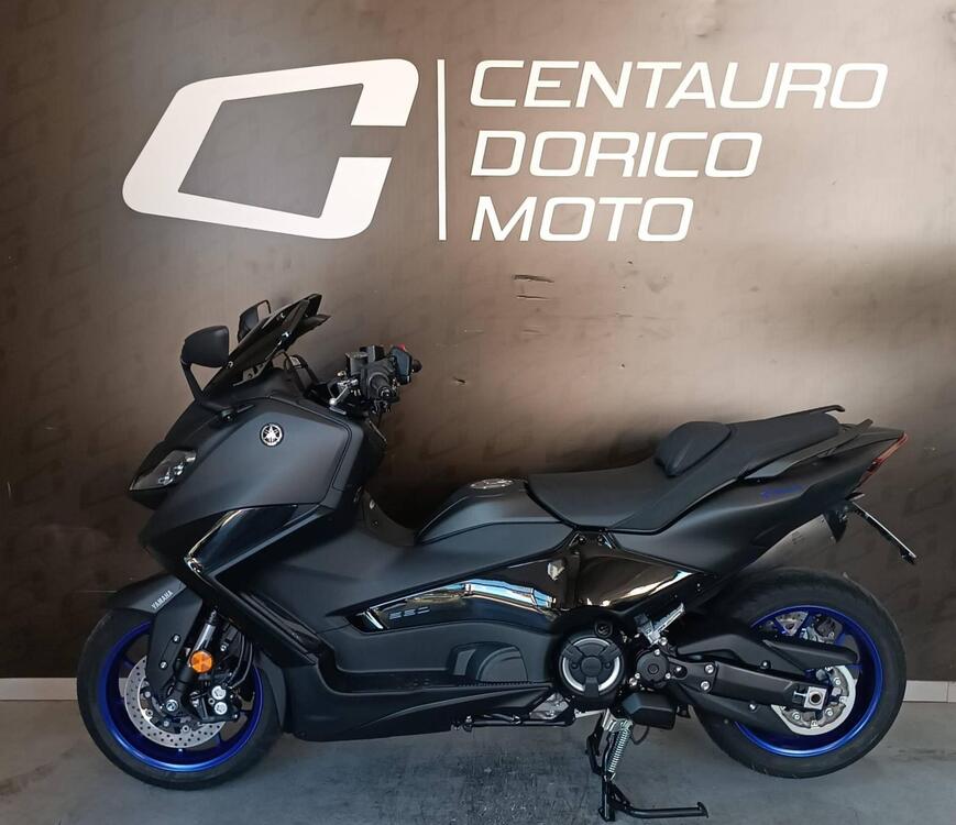 Yamaha T-Max 560 (2022 - 24) (2)