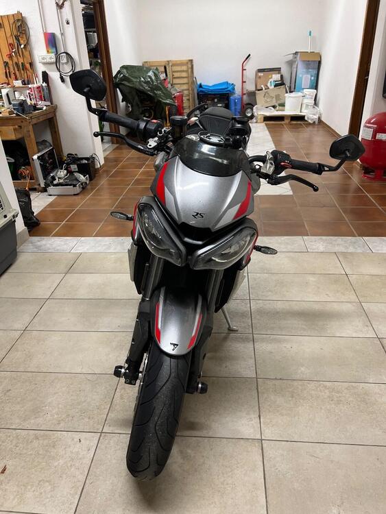 Triumph Street Triple RS (2020 - 22) (2)