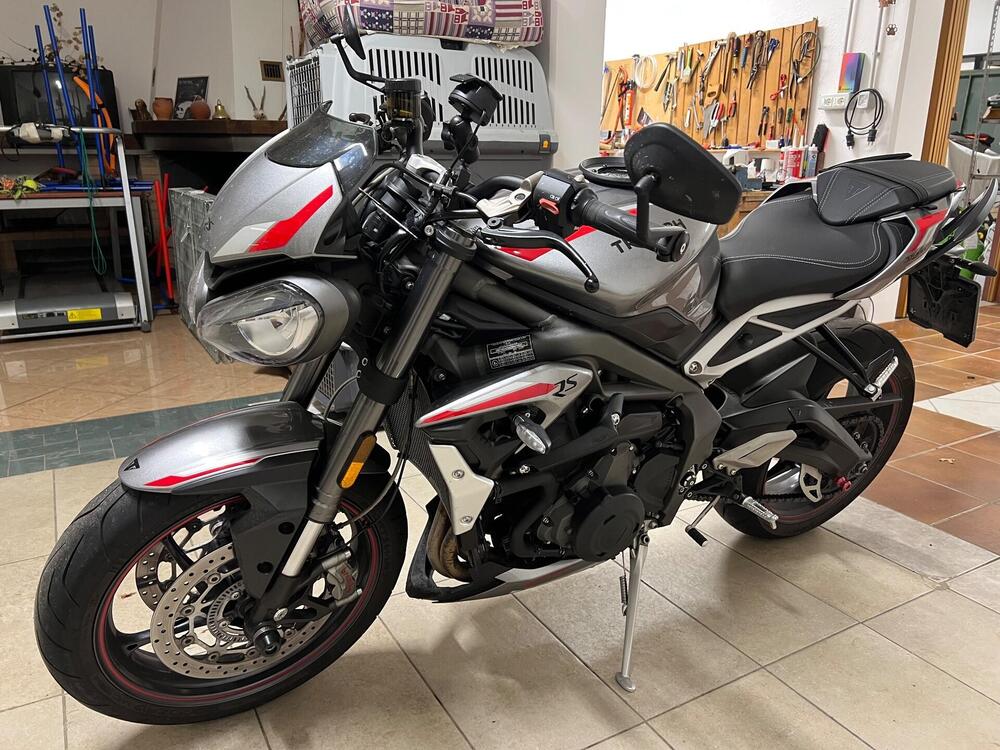 Triumph Street Triple RS (2020 - 22) (5)