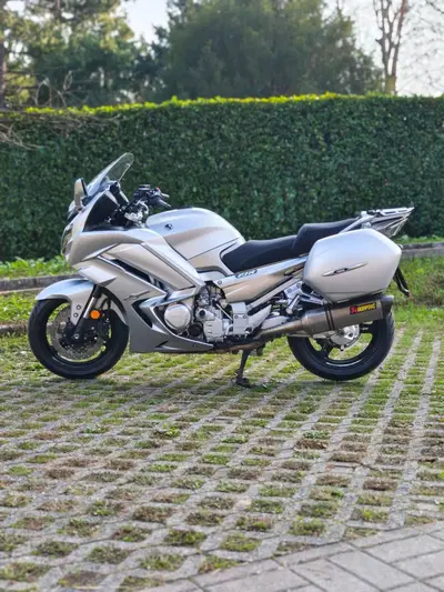 Yamaha FJR 1300 AE (2016 - 20) usata