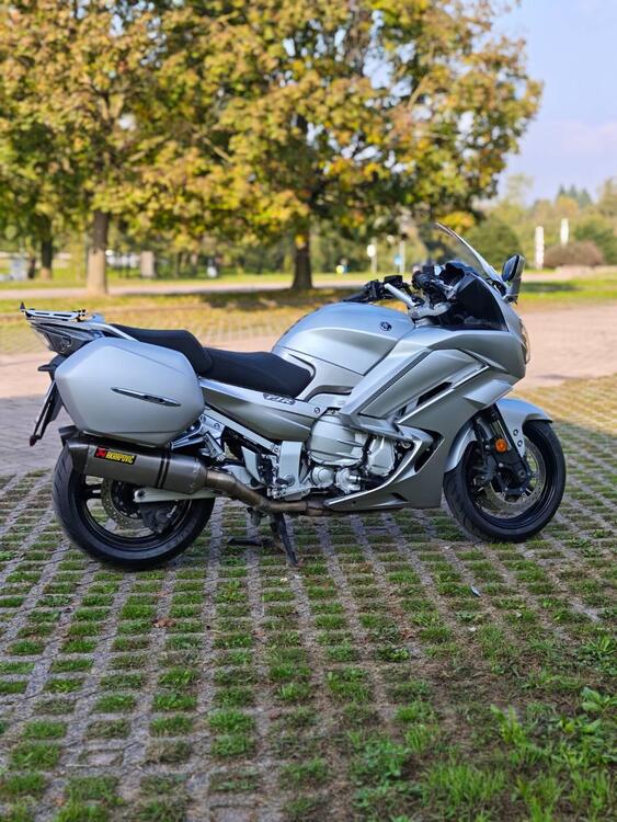 Yamaha FJR 1300 AE (2016 - 20) (2)