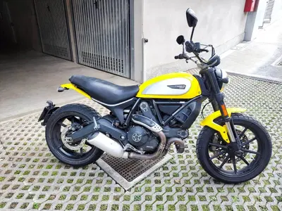 Ducati Scrambler 800 Icon (2017 - 20) usata