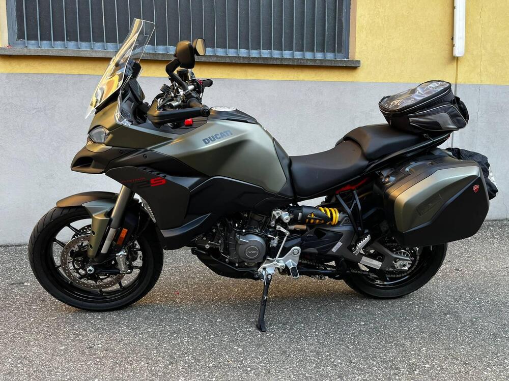 Ducati Multistrada V2 S (2025)