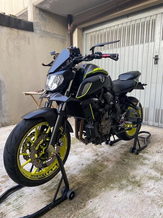 Yamaha MT-07 (2018 - 20) (2)