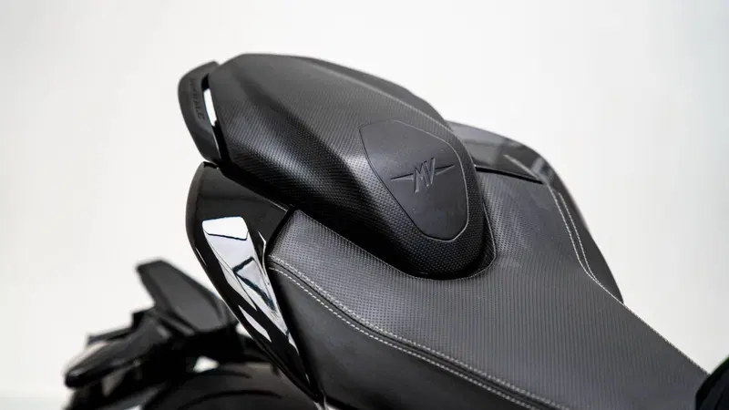 MV Agusta Brutale 800 RR (2021 - 25) (10)