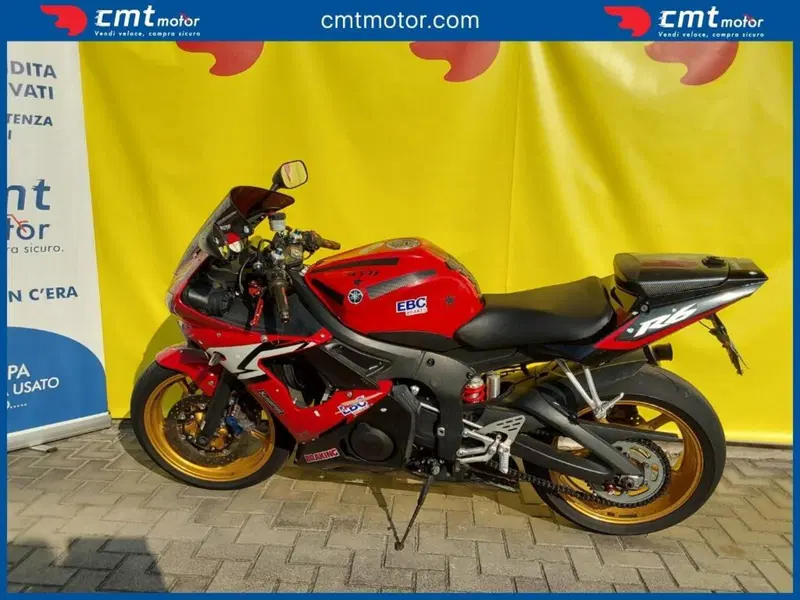 Yamaha YZF R6 (2003 - 04) (5)