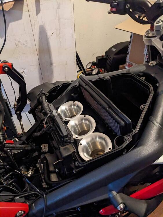 Triumph Street Triple R ABS (2013 - 17) (5)