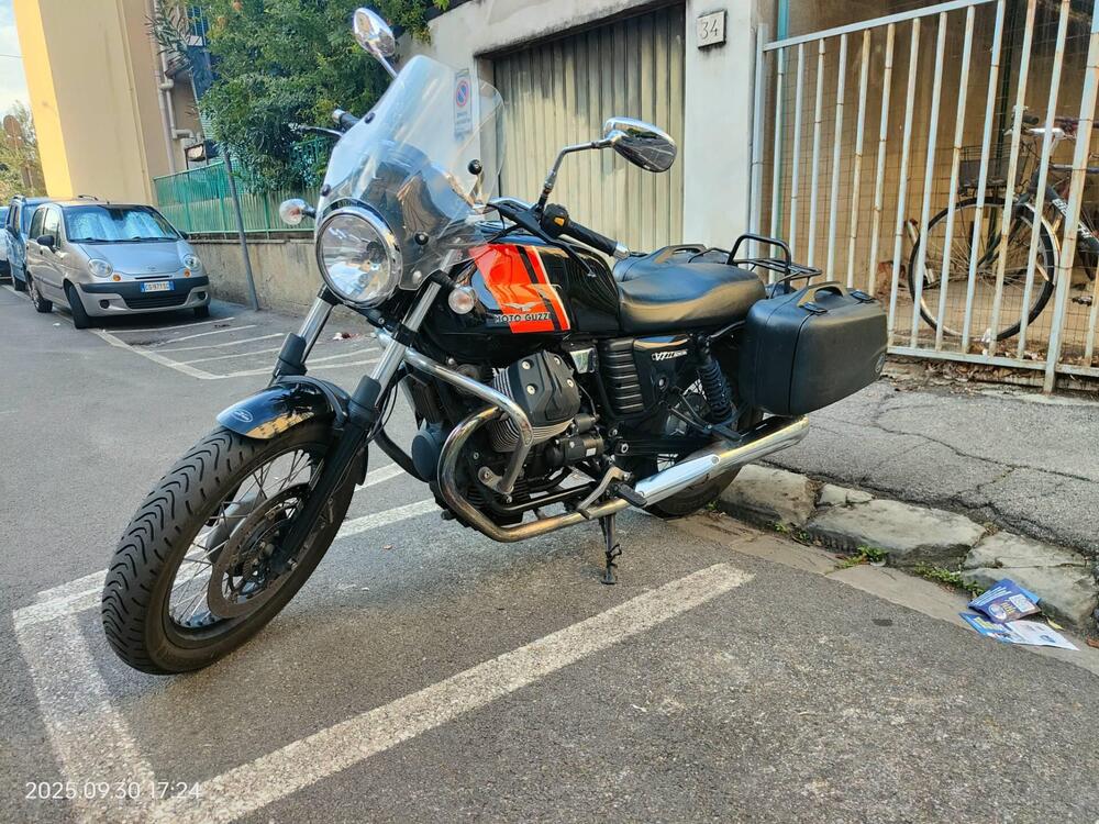 Moto Guzzi V7 II Special (2015 - 17)