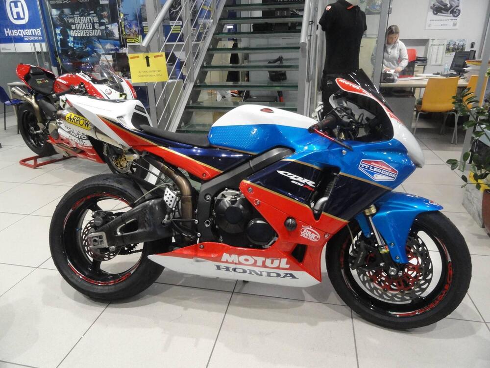 Honda CBR 600 RR (2005 - 06)
