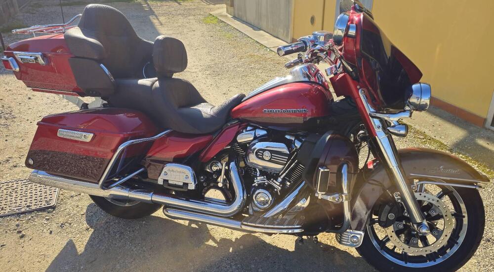 Harley-Davidson 114 Electra Glide Ultra Limited (2019) - FLHTK (3)