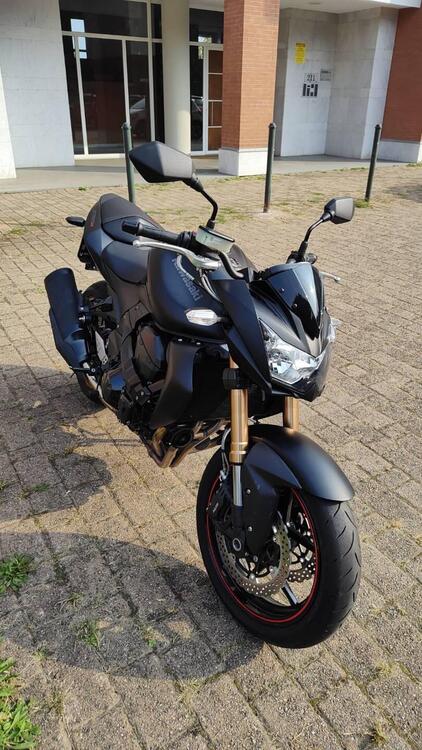 Kawasaki Z 750 R (2011 - 14) (2)