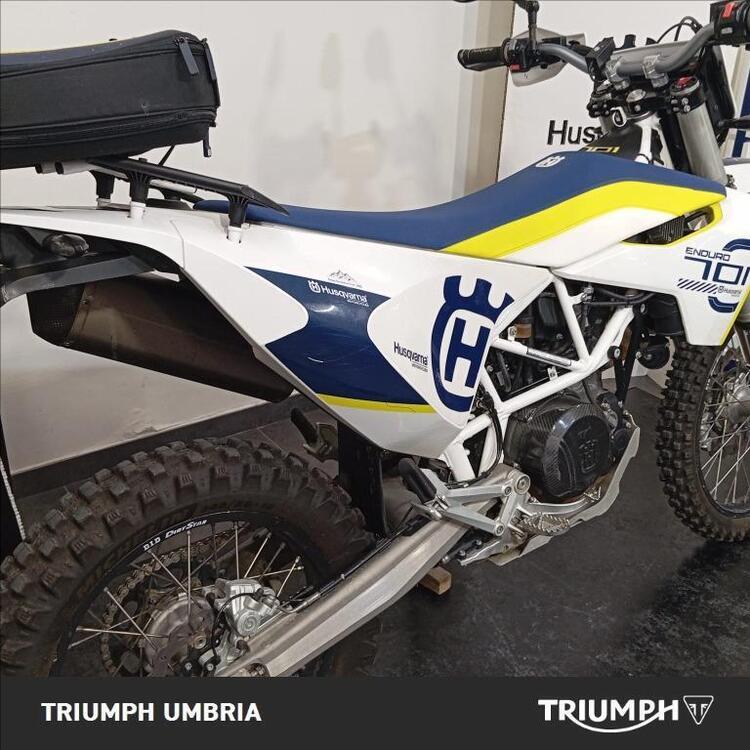 Husqvarna 701 Enduro (2017 - 19) (5)