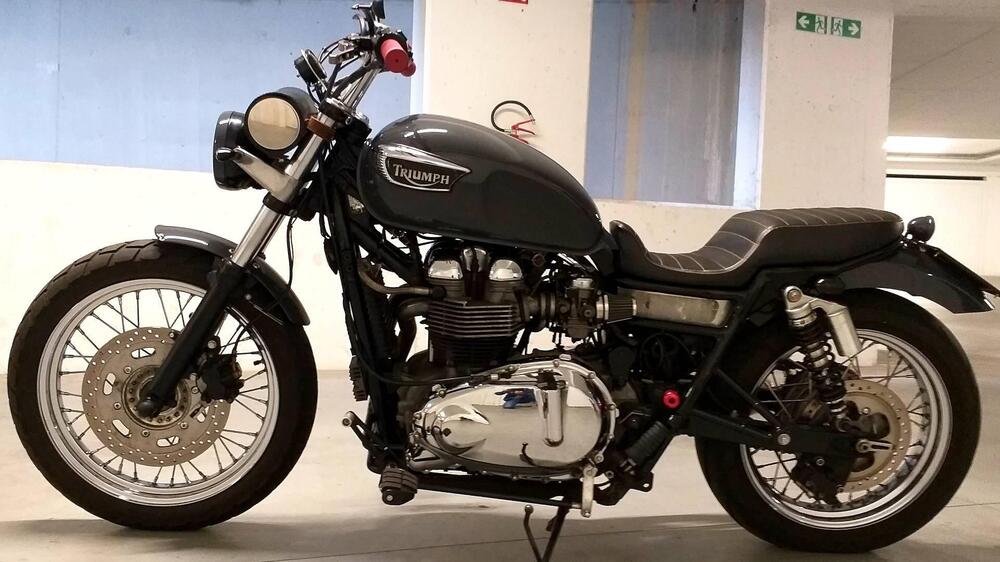 Triumph Bonneville T100 (2001 - 07) (2)