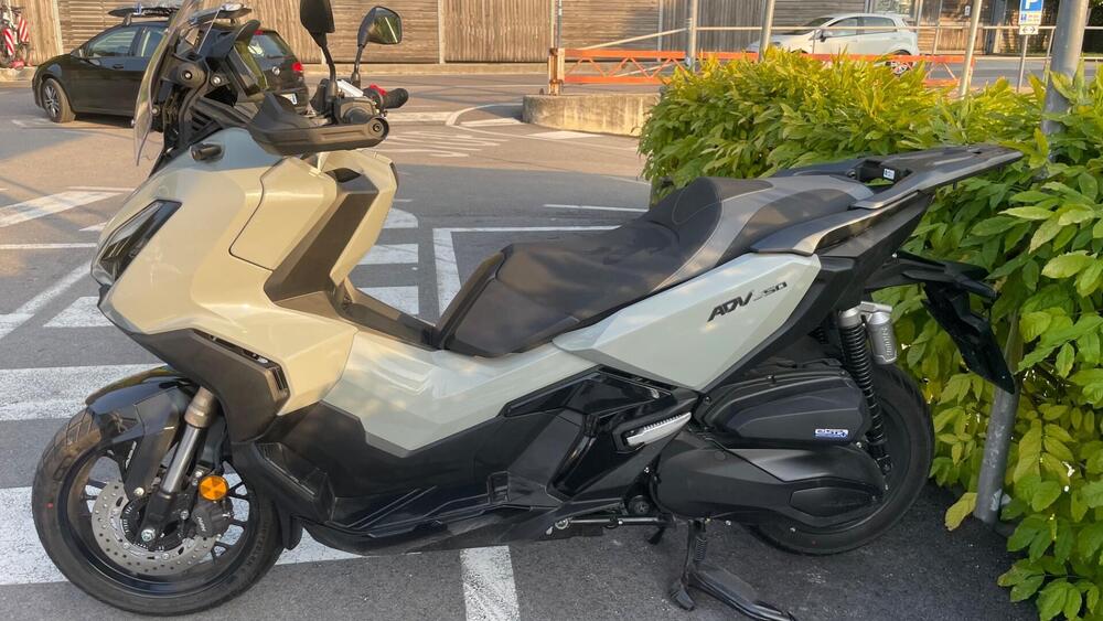 Honda ADV 350 (2022 - 24)