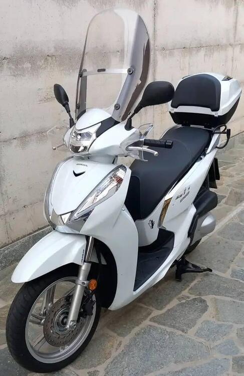 Honda SH 300 i ABS (2016 - 20) (3)