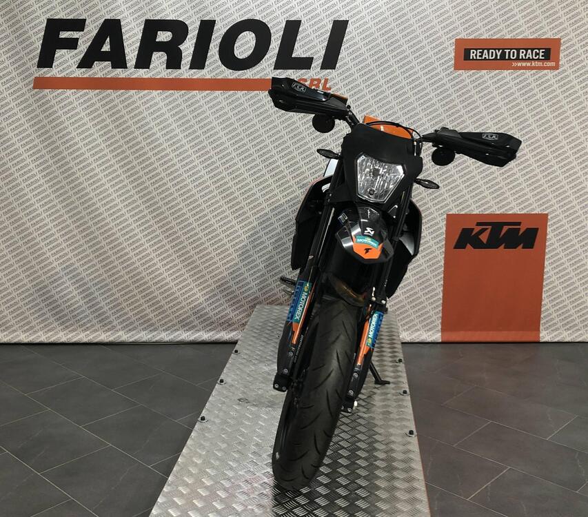 KTM 690 SMC R (2019 - 20) (2)