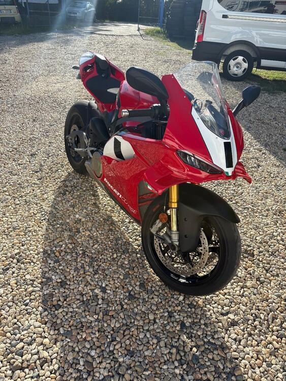 Ducati Panigale V4 S (2025) (2)
