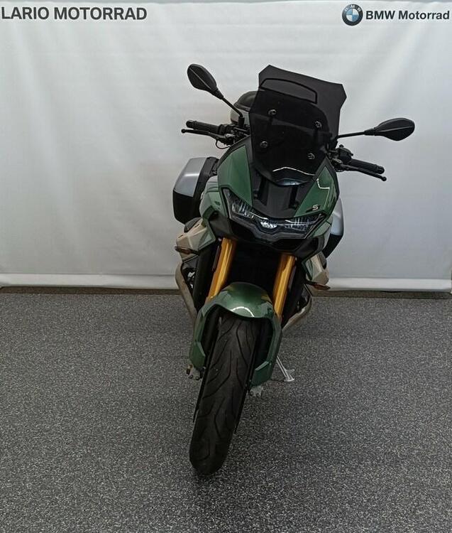 Moto Guzzi V100 Mandello S (2022 - 24) (2)