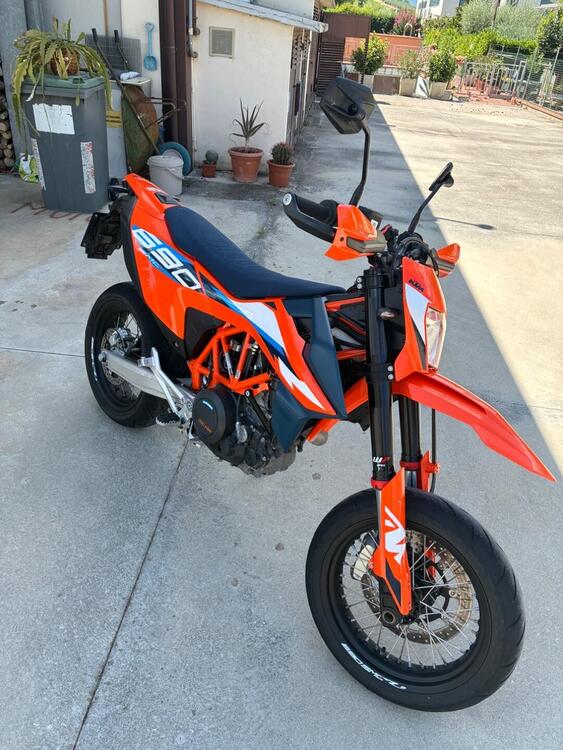 KTM 690 SMC R (2023 - 25)