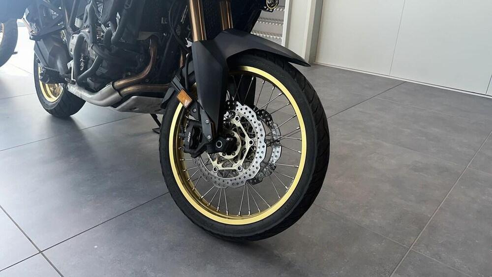 Honda Africa Twin CRF 1000L DCT Desert Track (2019 - 20) (5)