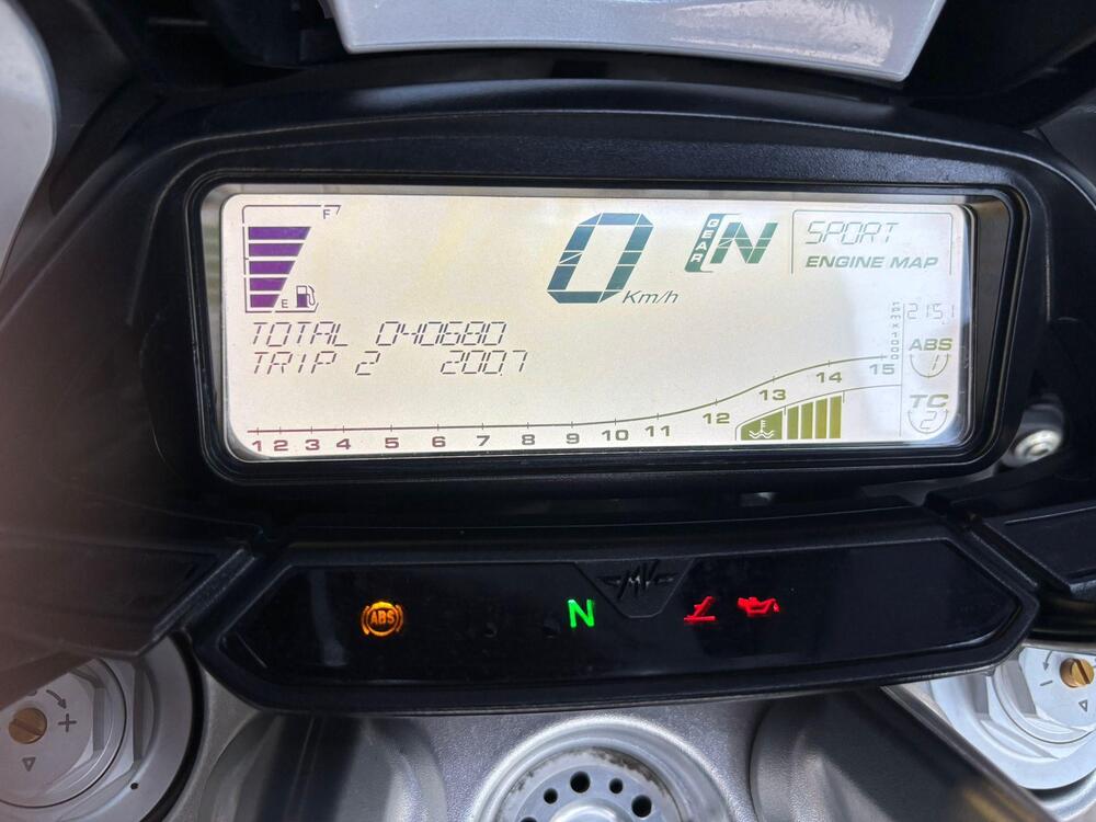 MV Agusta Stradale 800 EAS ABS (2015 - 17) (5)