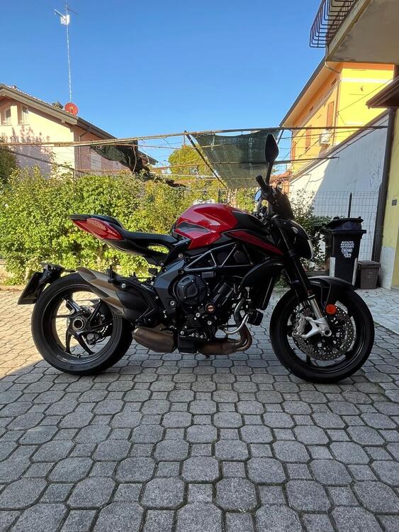 MV Agusta Brutale 800 Rosso (2021 - 23)