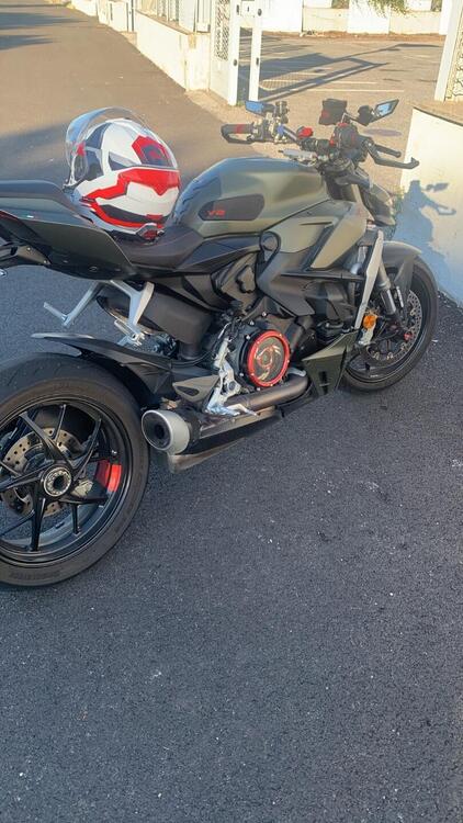 Ducati Streetfighter V2 (2022 - 24)