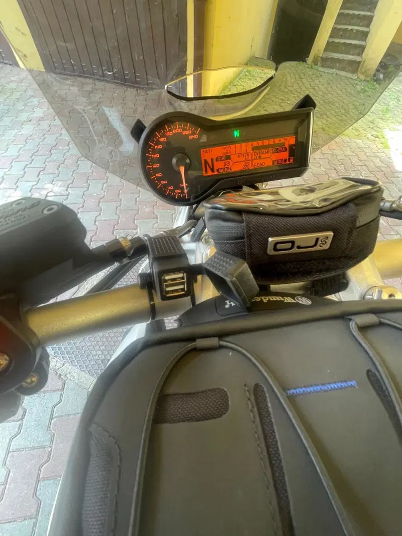 Bmw R 1200 R (2017 - 18) (10)