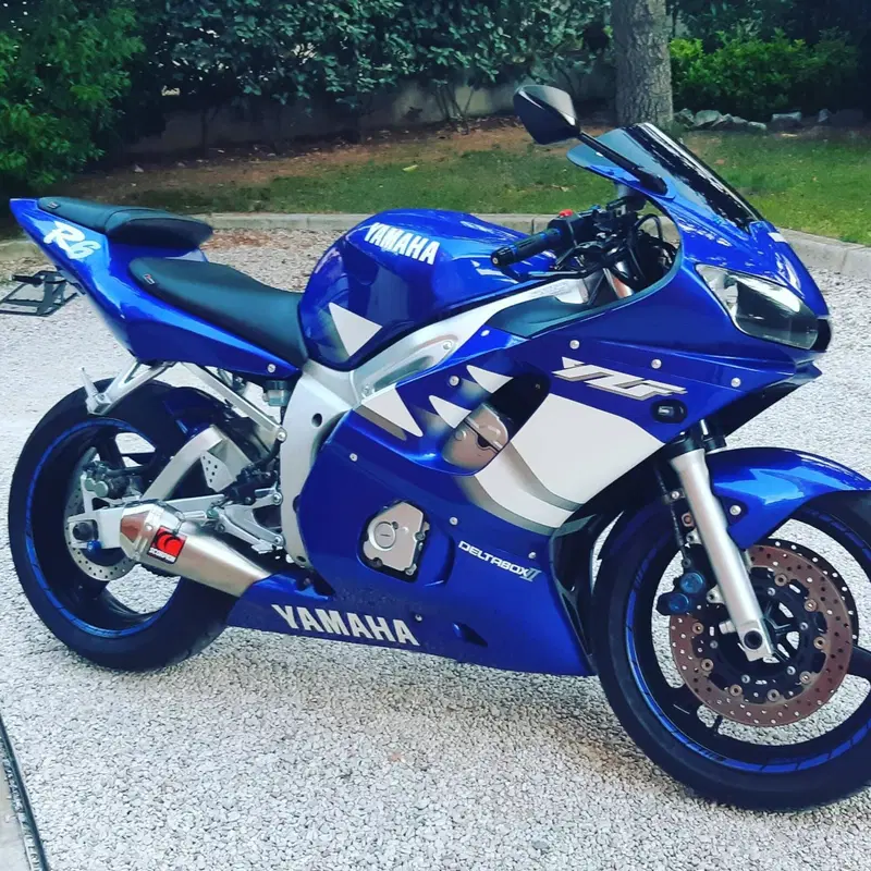 Yamaha YZF R6 (1999 - 00) (3)
