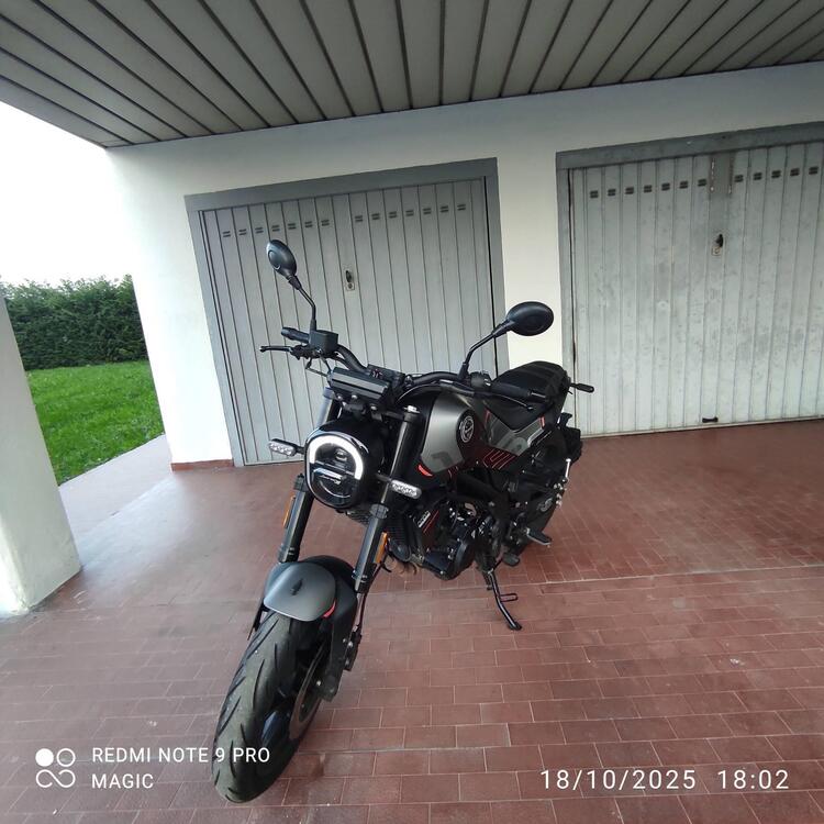 Benelli Leoncino 125 (2022 - 25) (2)