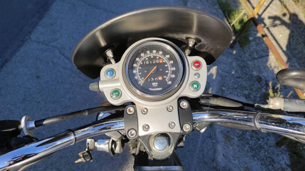 Triumph Scrambler (2006 - 17) (2)