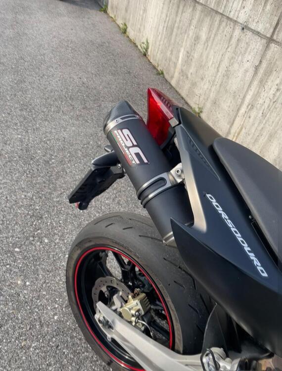 Aprilia Dorsoduro 750 (2009 - 14) (3)