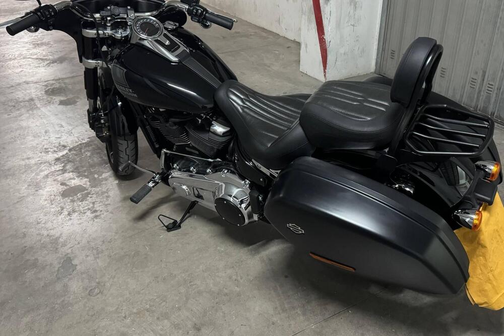 Harley-Davidson Sport Glide (2021 - 25) (2)