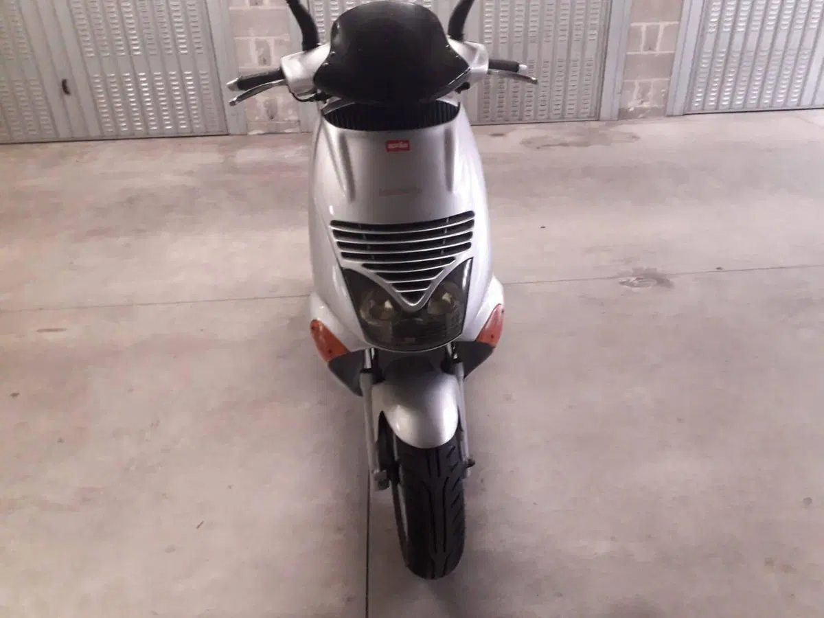 Aprilia Leonardo 150 (1997 - 02) (2)