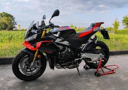 Aprilia Tuono V4 Factory (2025) usata