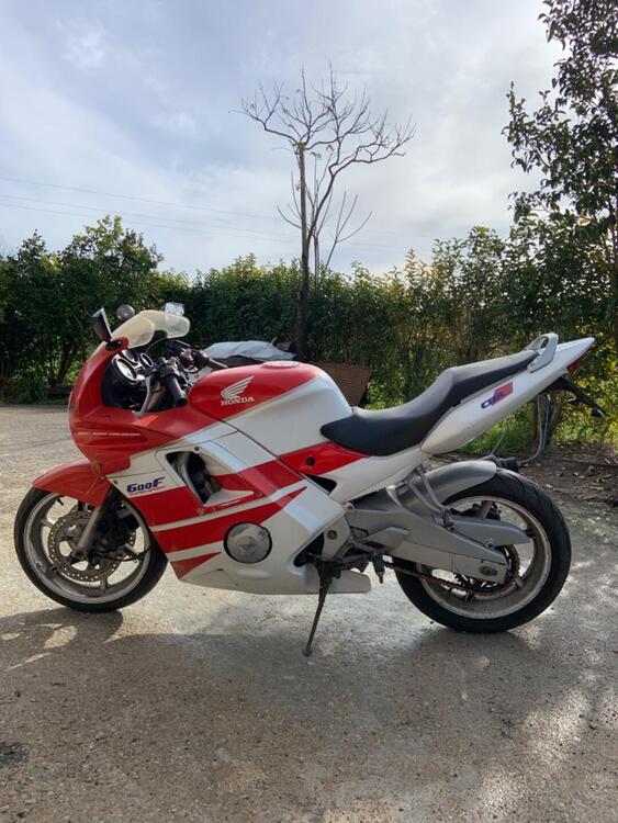 Honda CBR 600 F (3)
