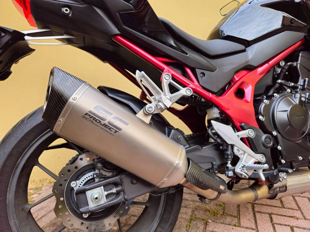 Honda CB 750 Hornet (2023 - 24) (4)