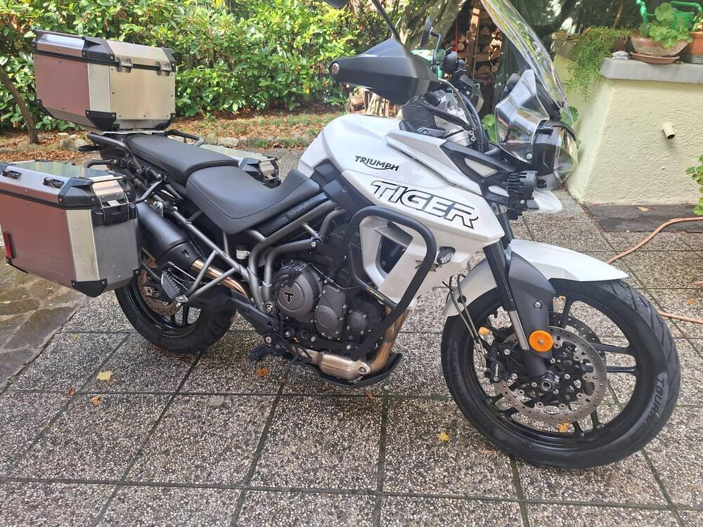 Triumph Tiger 800 XRx (2018 - 20) (3)