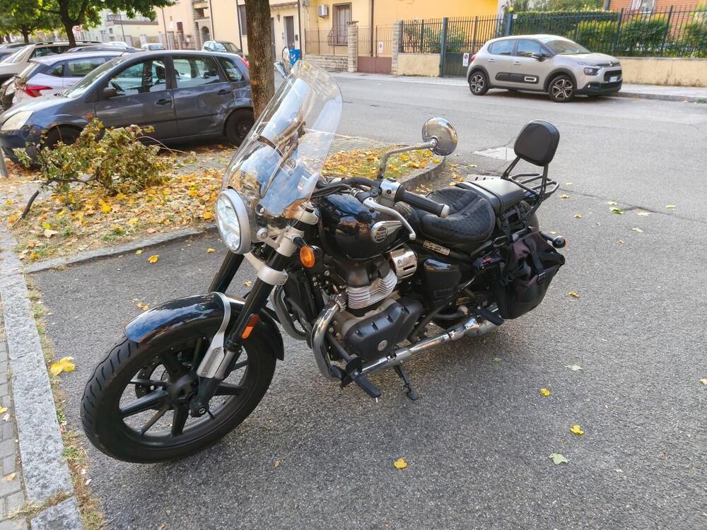 Royal Enfield Super Meteor 650 (2023 - 25) (4)