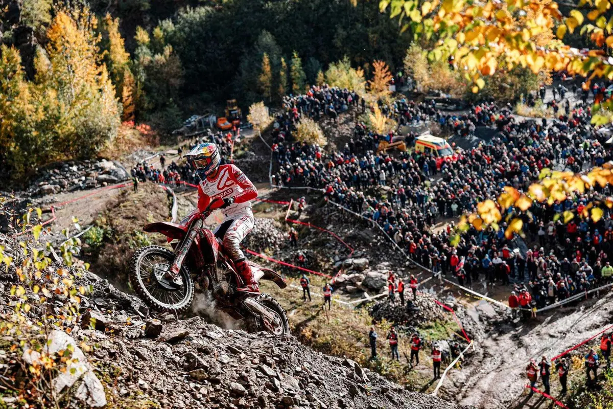 EnduroGP25 #7 Germania D2. Podio finale stellare: 3 Fuoriclasse, 4 Mondiali [VIDEO] (9)