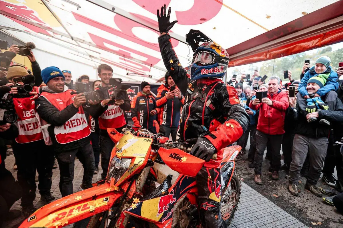 EnduroGP25 #7 Germania D2. Podio finale stellare: 3 Fuoriclasse, 4 Mondiali [VIDEO] (15)