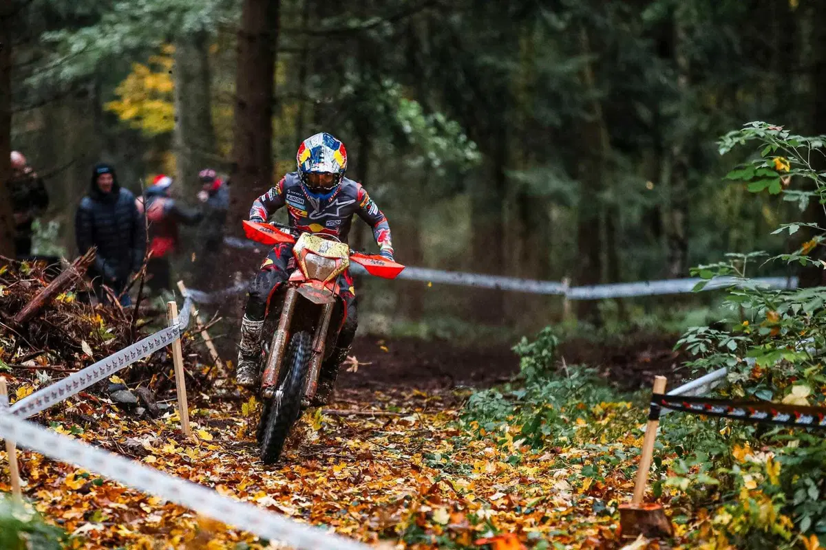 EnduroGP25 #7 Germania D2. Podio finale stellare: 3 Fuoriclasse, 4 Mondiali [VIDEO] (16)
