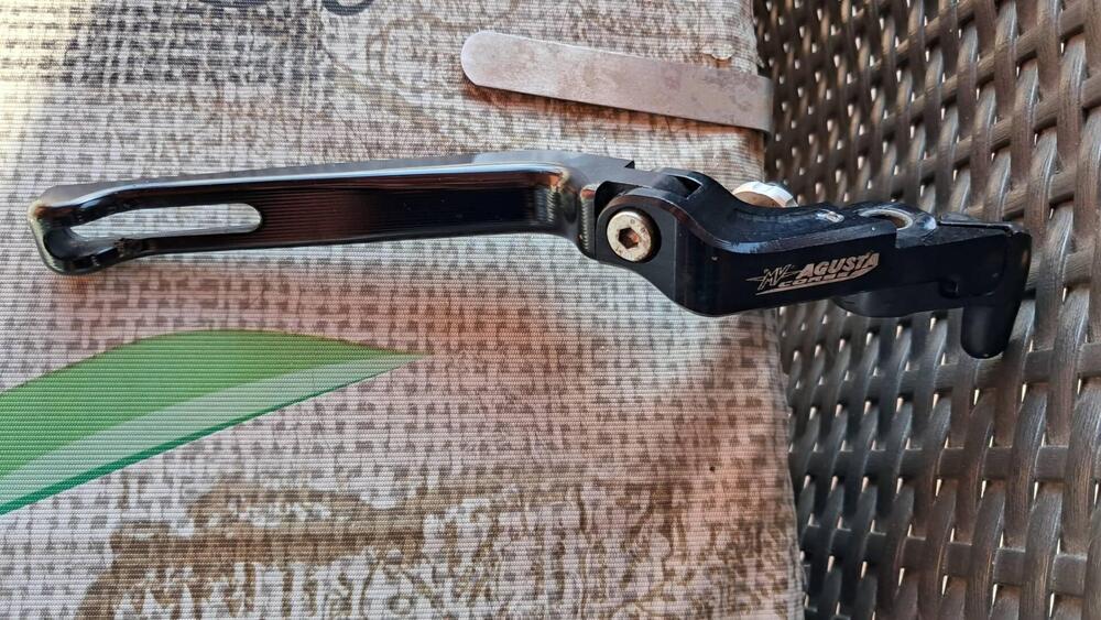 POMPA E LEVA FRENO ANTERIORE MV AGUSTA BRUTALE 675